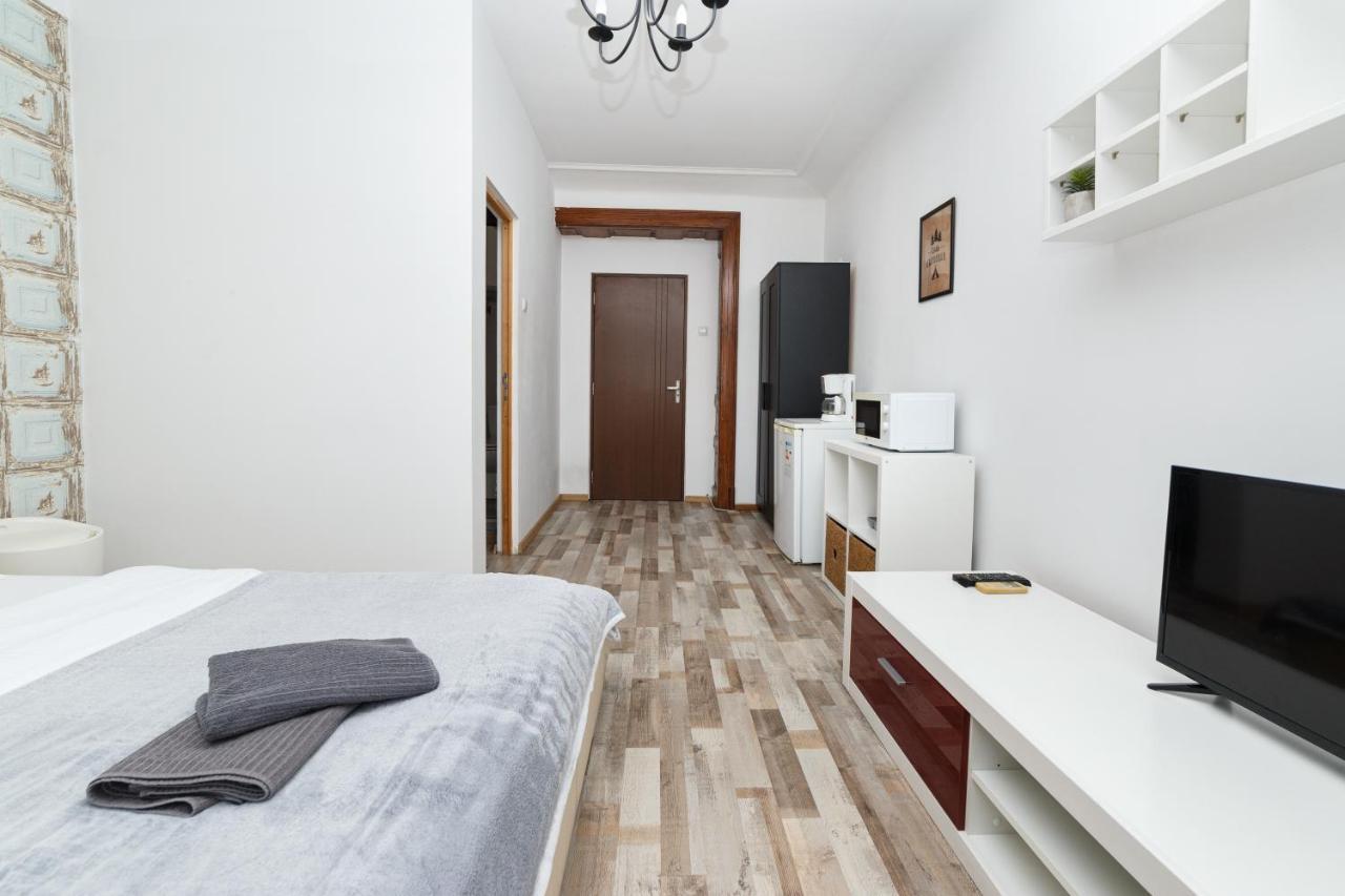 Color Apartments Street Blanari 12 Bukarest Exterior foto